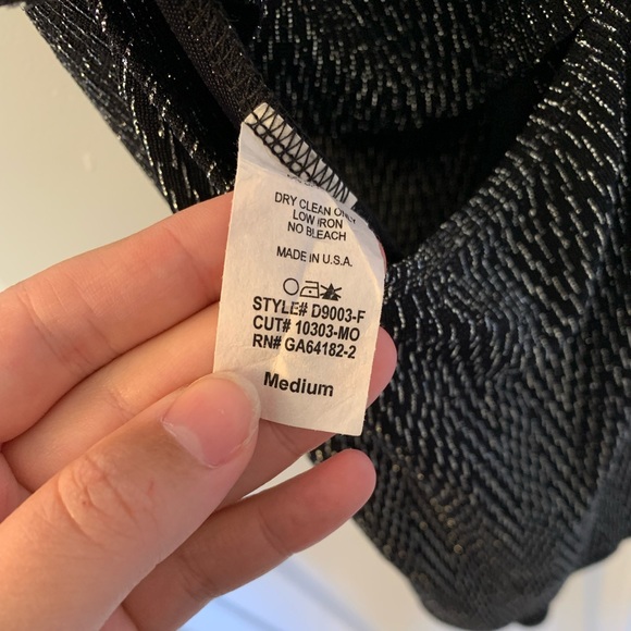 Perfect New Years or clubbing dress - Picture 5 of 8